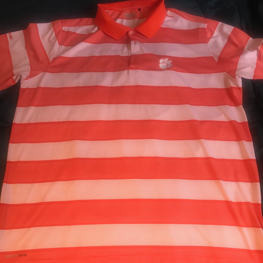 Men’s Clemson shirt